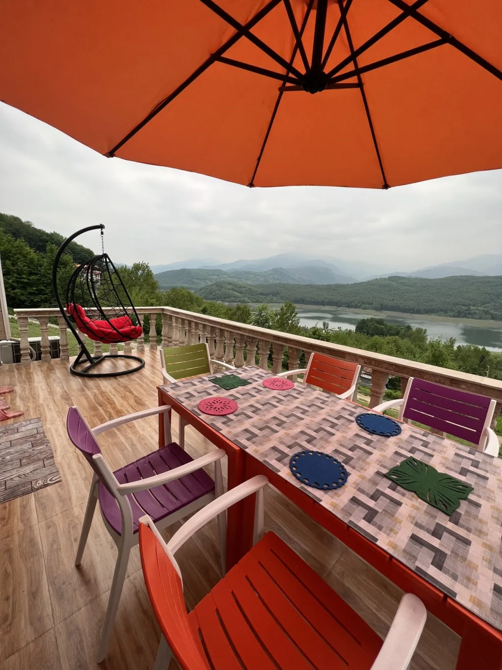 کرک‌پلو مازندرانی؛ وقتی عطر غذا با طبیعت سوادکوه و لفور گره می‌خورد
