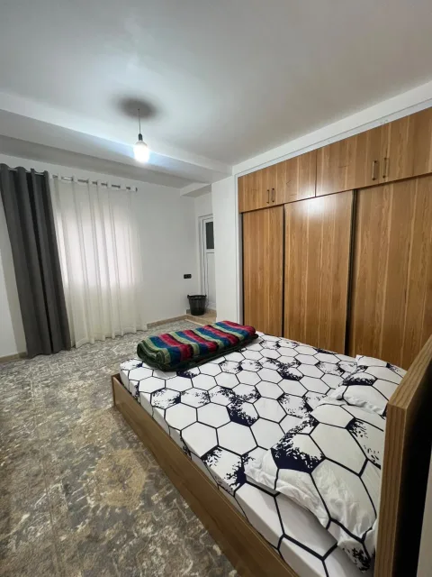 ویلا آپارتمانی دوخوابه حسنا ۲ در لفور با جکوزی و تراس رو به جنگل