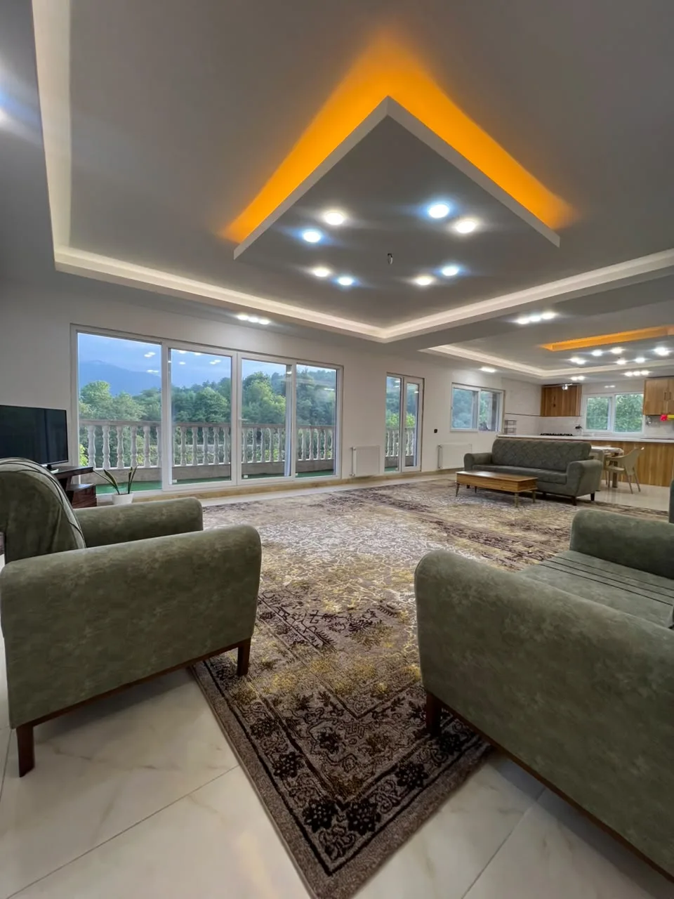 ویلا جکوزی‌دار حسنا ۲ در لفور